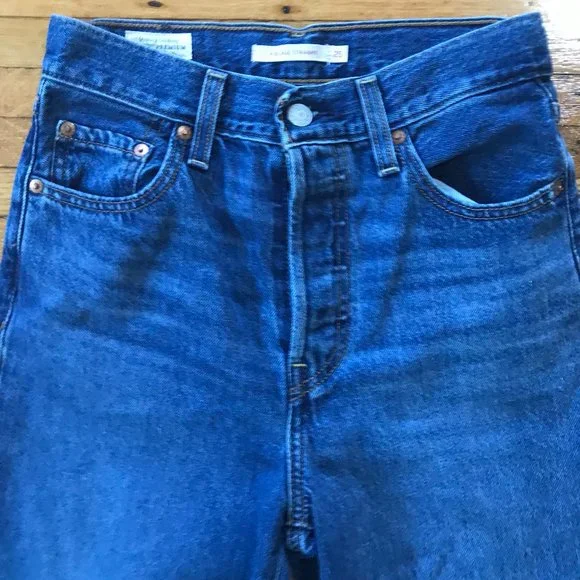 levi's straight ribcage ankle medium wash jeans - Picture 2 of 4